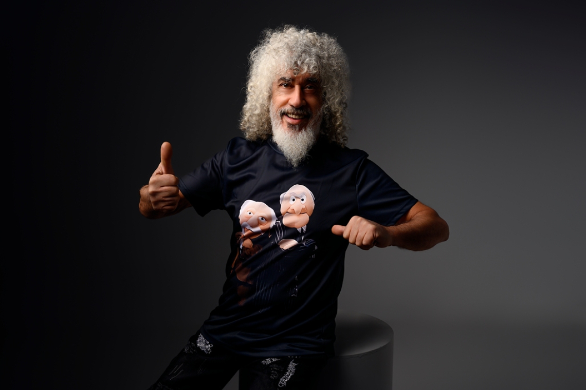 Γιάννης Γιοκαρίνης: Υπογραφή συμβολαίων με την Aspect4music και νέες κυκλοφορίες